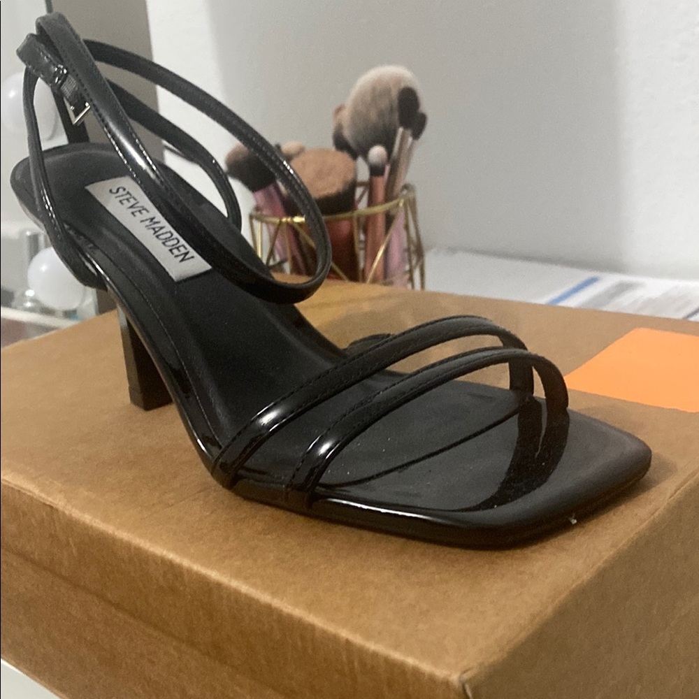 Steve Madden Black Strappy Women's Sandals